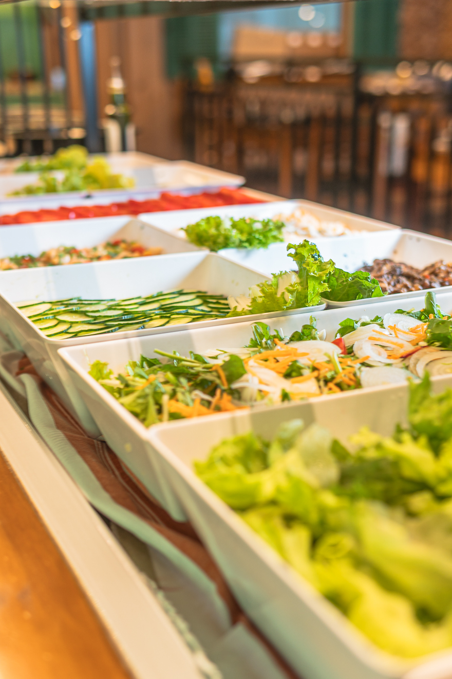 Saladas do buffet do Sabor da Nonna